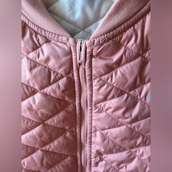 Nike Women's Aerolayer Blush Pink Running Quilted Vest - Picture 4 of 7